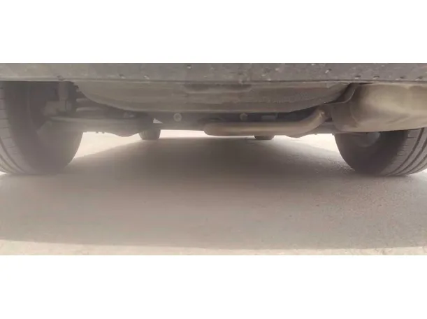 Car image 29