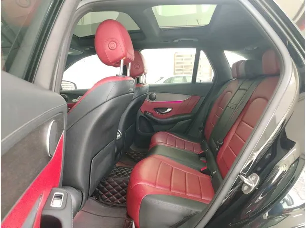 Car image 16