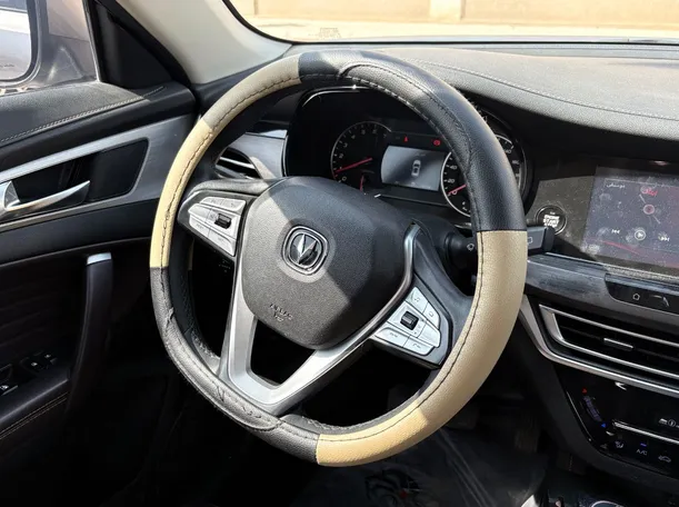 Car image 22