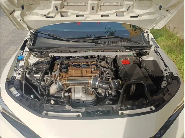 Car image 24