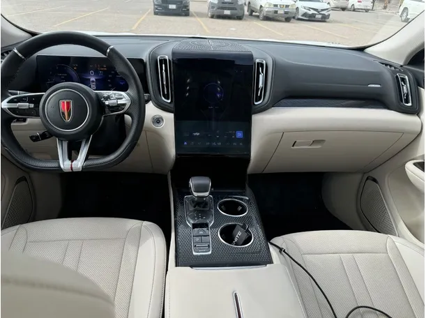 Car image 17