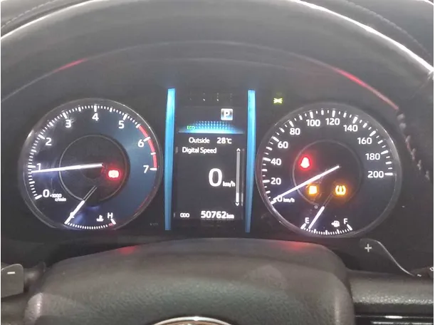 Car image 30