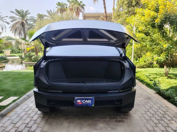 Car image 29