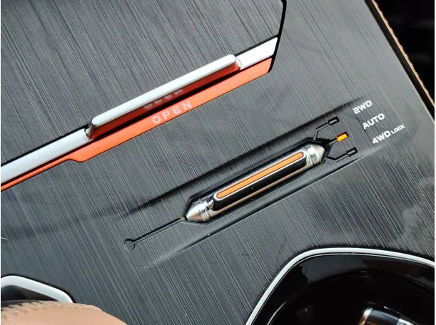 Car image 23