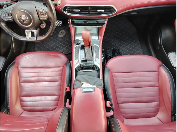 Car image 20