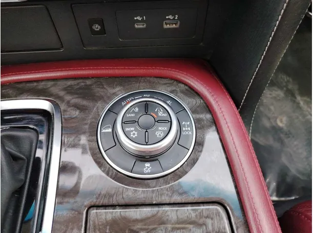 Car image 22