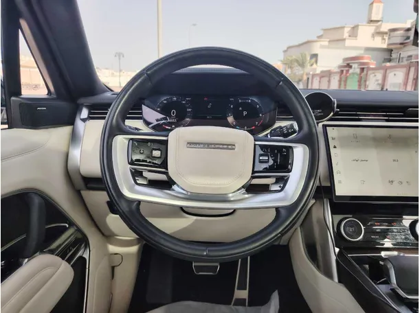 Car image 21