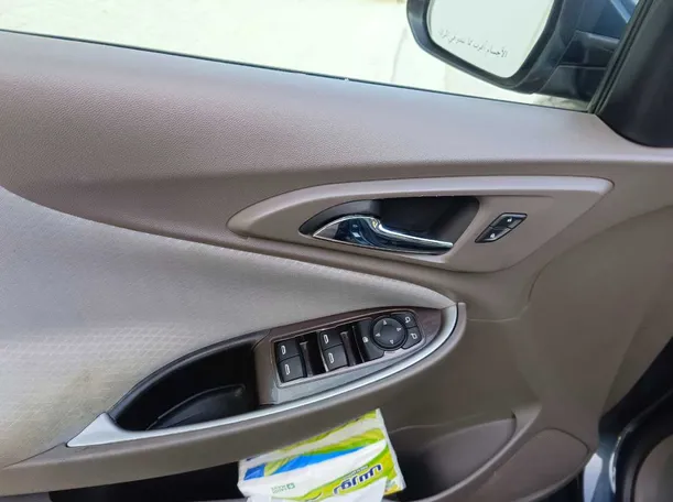 Car image 29