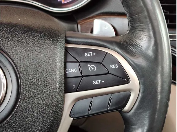 Car image 35