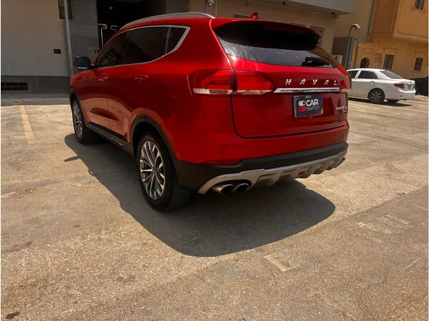 Car image 7