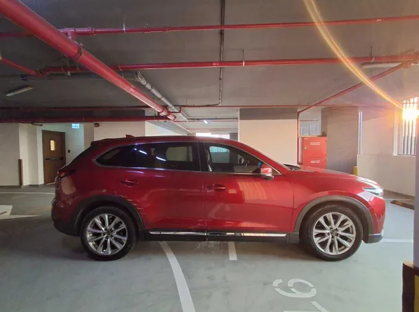 Car image 8