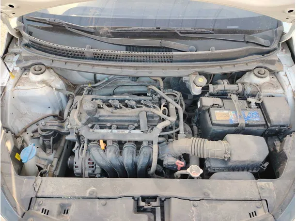 Car image 26