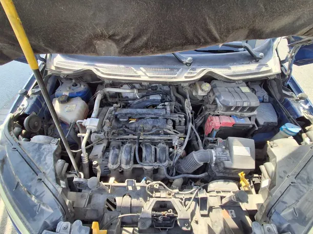 Car image 19