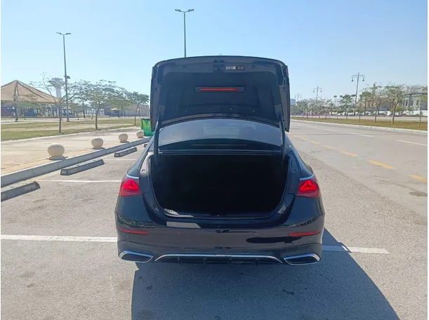 Car image 29