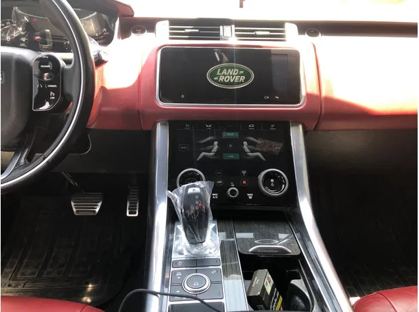 Car image 16
