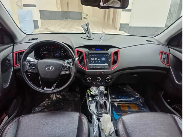 Car image 21