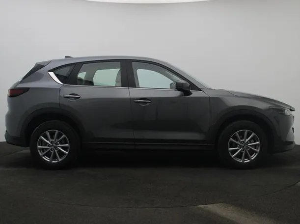 Car image 13