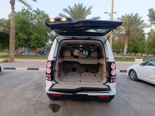 Car image 31