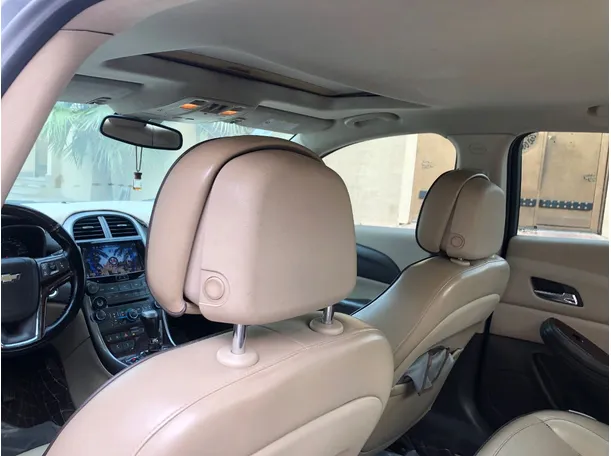 Car image 13