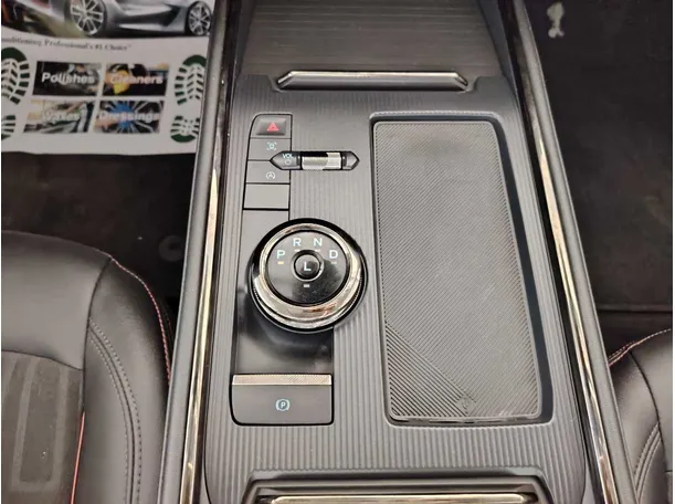 Car image 22