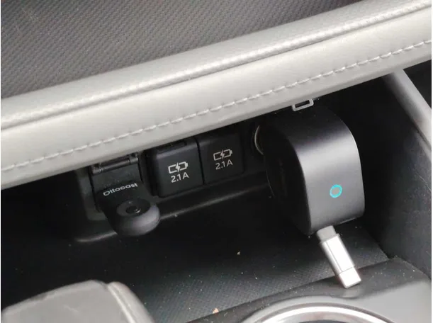 Car image 30