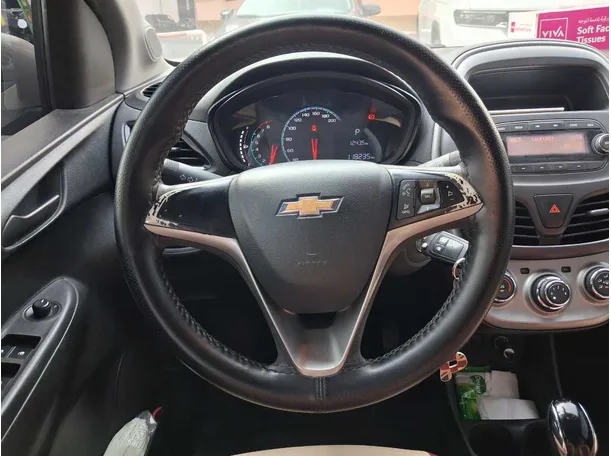 Car image 17