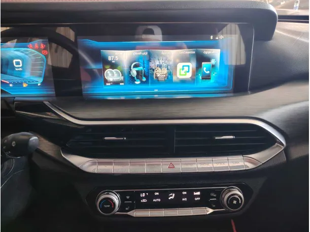 Car image 23