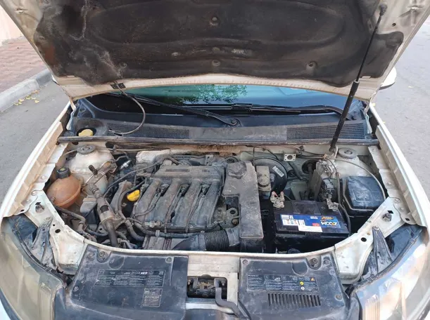 Car image 20
