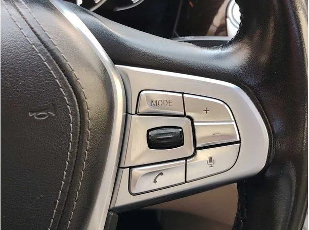 Car image 39