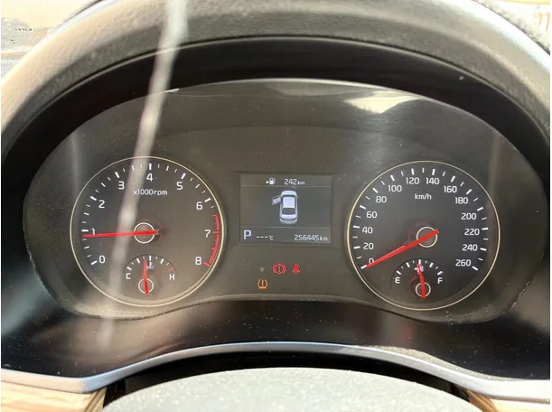 Car image 23