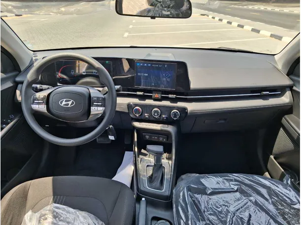 Car image 15