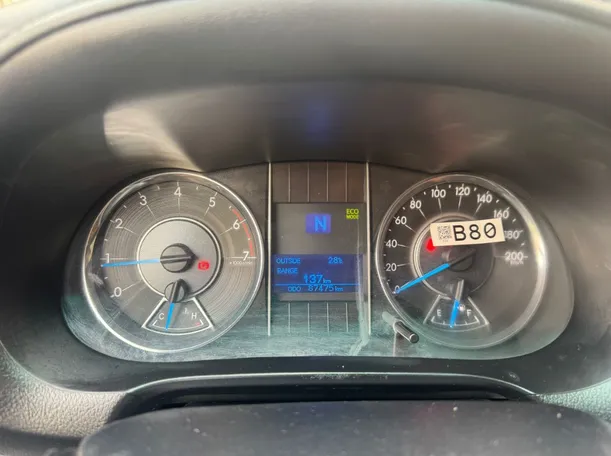 Car image 19