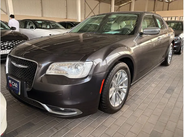 2022 Chrysler 300 in KSA