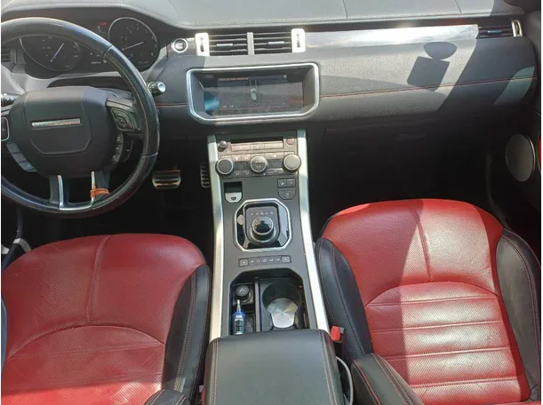 Car image 15