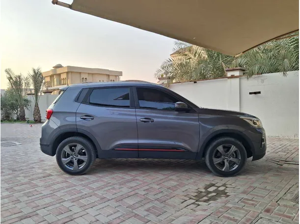 Car image 8