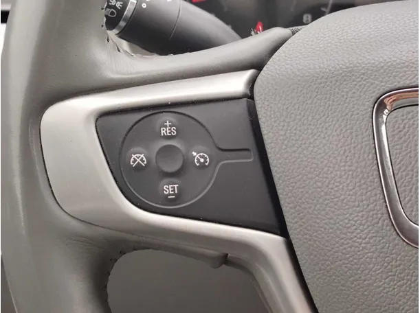 Car image 34