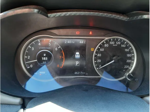 Car image 13