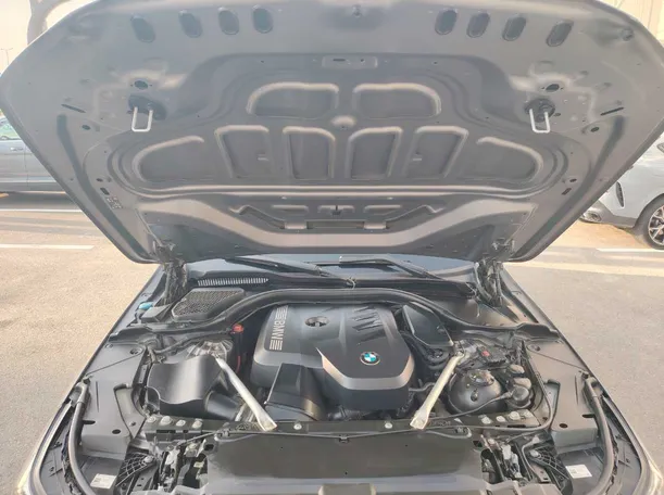 Car image 38