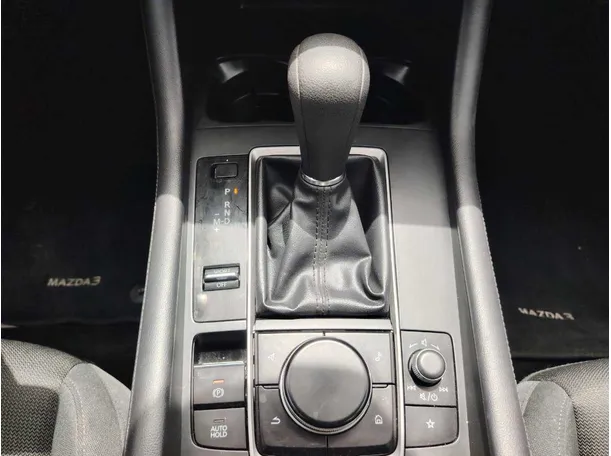Car image 24