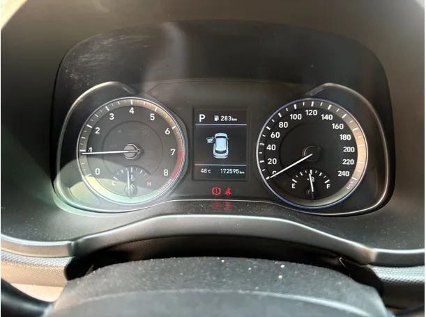 Car image 23