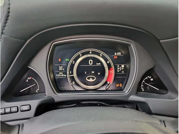 Car image 29