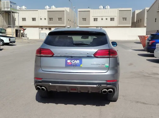 Car image 6