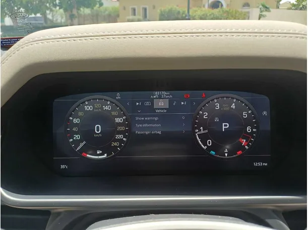 Car image 23