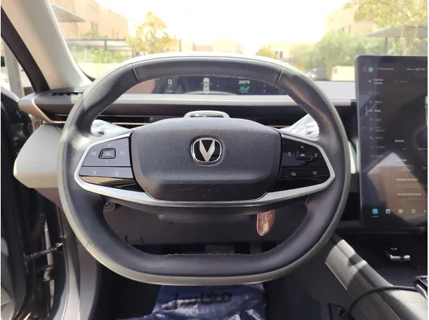 Car image 22