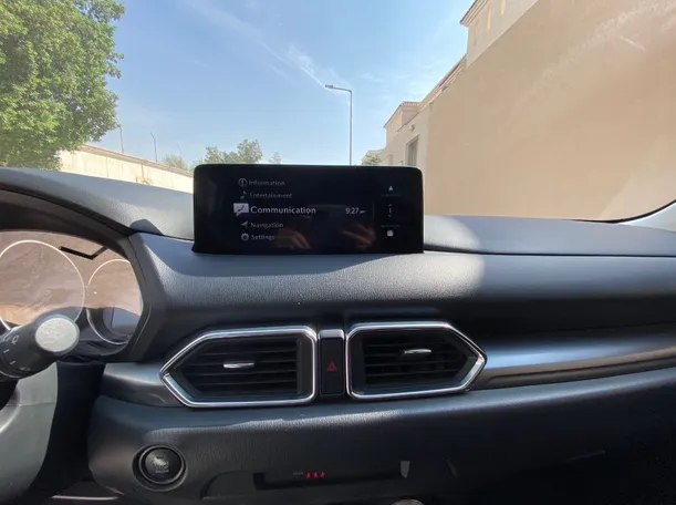 Car image 16
