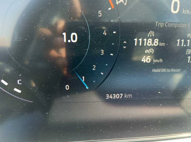 Car image 27
