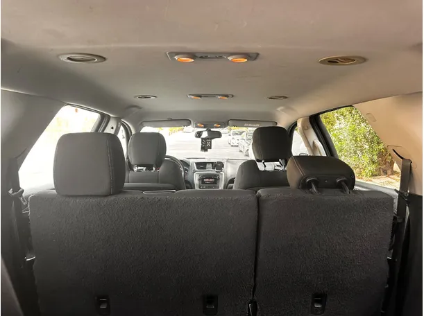 Car image 23