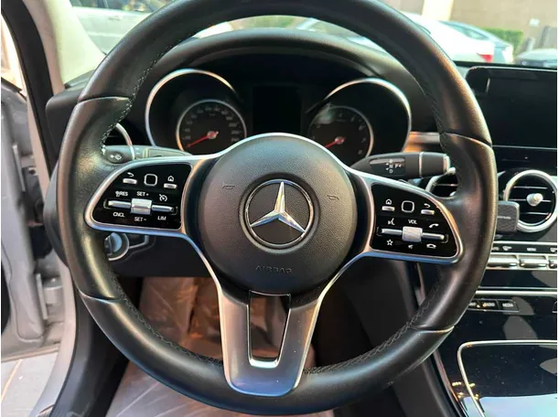 Car image 33