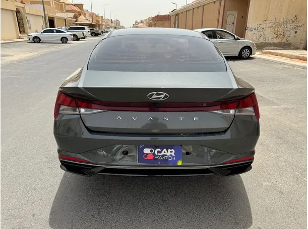 Car image 6