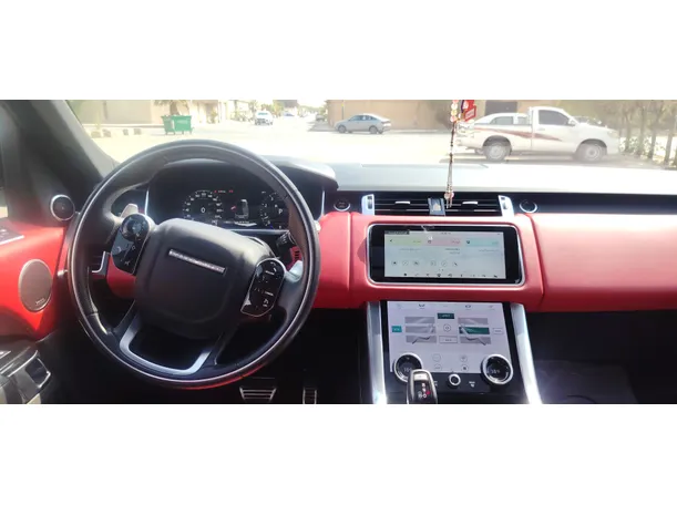 Car image 16